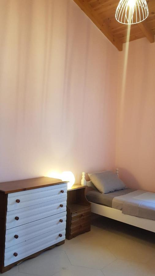 Casa Loukia Apartment Gastouri  ภายนอก รูปภาพ